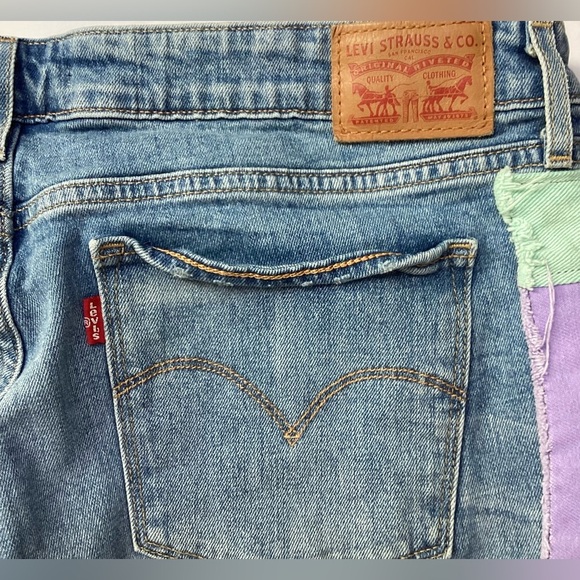 Levis 711 Jeans, size 32 distressed patchwork, Cropped Ankle, Women's - Picture 11 of 12